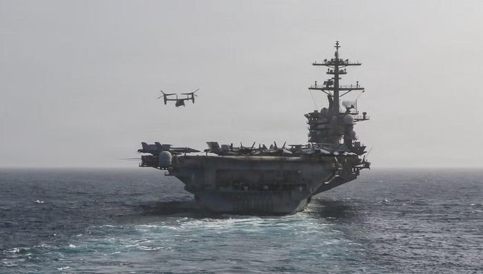 Tàu sân bay USS Abraham Lincoln.