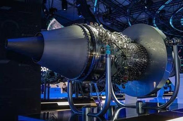 Hai cụm động cơ PD-8 đầu tiên dành cho máy bay SJ-100 đã được bàn giao cho khách hàng, ông Ilya Konyukhov - người đứng đầu UEC Saturn cho biết trong bài phát biểu tại Trung tâm Hội nghị Quốc gia Rossiya.