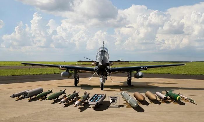 Trong diễn biến mới nhất, Quân đội Latvia đang xem xét mua máy bay tấn công A-29 Super Tucano do công ty Embraer của Brazil sản xuất để chống lại máy bay không người lái, trong khi chờ đợi trang bị tiêm kích chuyên dụng.