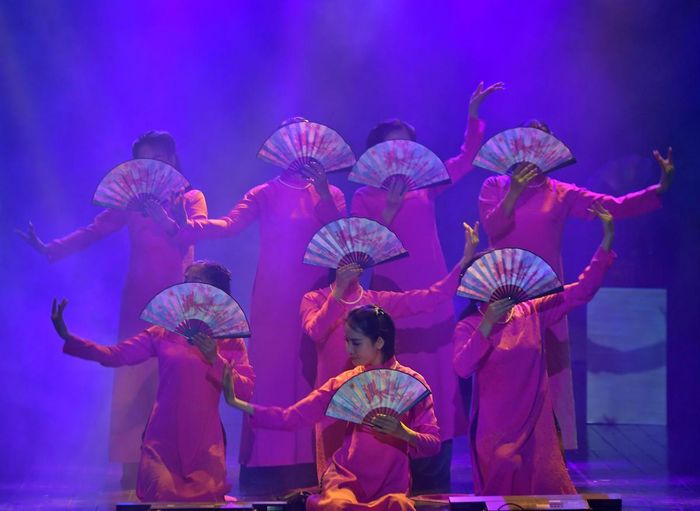 Sự sáng tạo mới mẻ đã tạo nên một không gian nghệ thuật giàu cảm xúc, hấp dẫn công chúng nhưng vẫn giữ được những đặc trưng của nghệ thuật cải lương.
