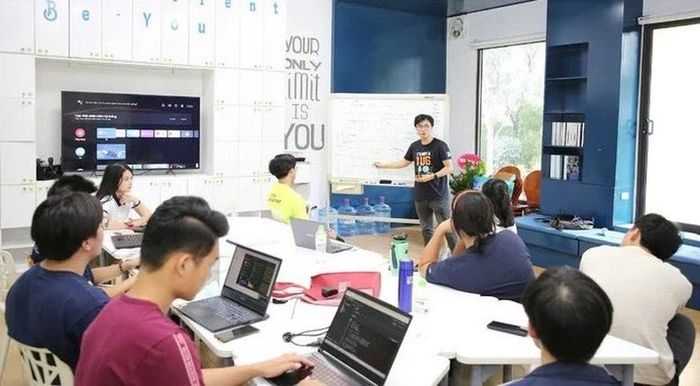 AI đang được các trường đại học từng bước tích hợp vào đào tạo, nghiên cứu và quản trị. Ảnh: VNU.