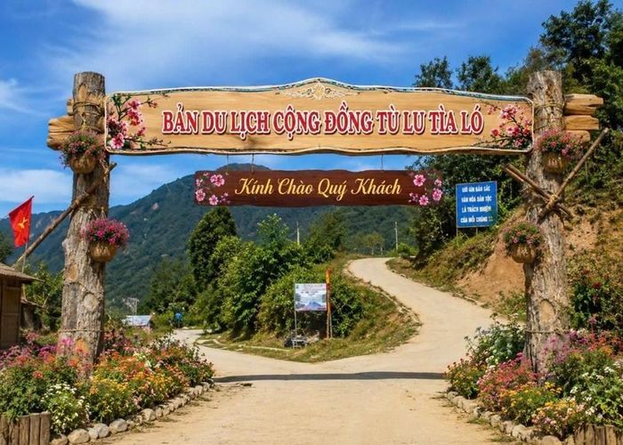 Bản du lịch cộng đồng Tù Lu - Tìa Ló đã sẵn sàng đón du khách