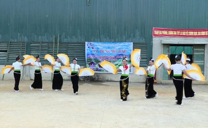 Không khí luyện tập văn nghệ đang diễn ra sôi nổi tại các thôn, bản, sẵn sàng cho những tiết mục đặc sắc chào mừng Tết Độc lập