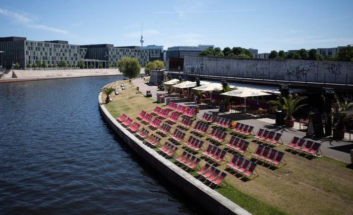Trời nắng nóng gay gắt tại Berlin, Đức. Ảnh: THX/TTXVN phát