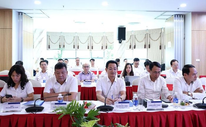 Ông Nguyễn Đức Thiện, Tổng Giám đốc EVNNPC phát biểu tại buổi làm việc - Ảnh: EVNNPT