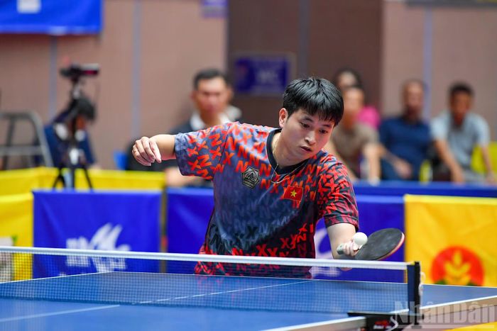 Đoàn Bá Tuấn Anh (Hải Phòng) trong trận đấu quyết định chức vô địch đồng đội nam.