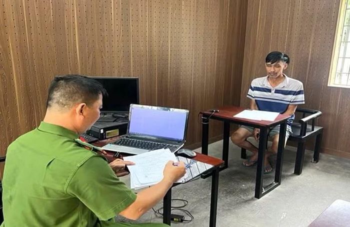 Nghi can Đặng Quốc Thắng tại Cơ quan điều tra. (Ảnh: Công an thành phố Đồng Nai)