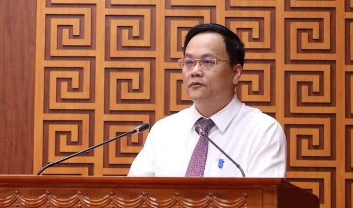 Giám đốc Sở Nội vụ tỉnh Điện Biên Nguyễn Tiến Đạt đánh giá: Không chỉ thấy rõ sự tinh gọn đầu mối, bộ phận mà chức năng, nhiệm vụ các đơn vị sau sắp xếp được xác định rõ hơn, hiệu quả hơn. (Ảnh: LÊ LAN)