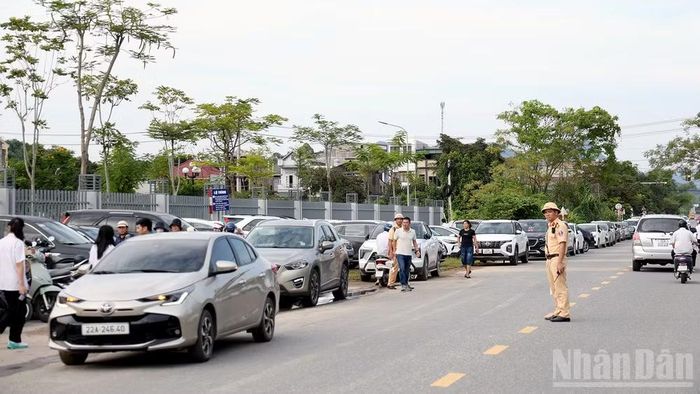 Công tác bảo đảm an ninh, an toàn thi được triển khai chặt chẽ.