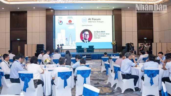 Người làm báo cần ưu tiên thiết lập các nguyên tắc đạo đức và chỉ coi AI như một trợ lý hỗ trợ. (Ảnh: MINH DUY)