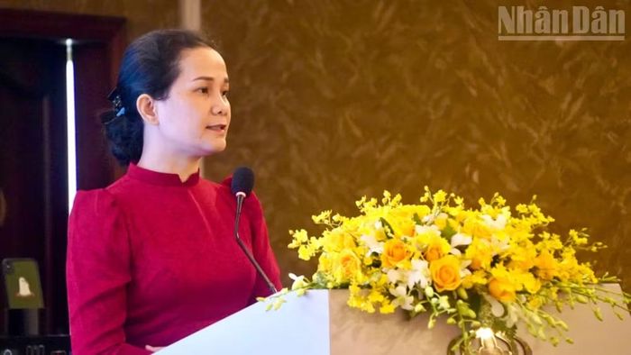 Bác sĩ Nguyễn Ngọc Thùy Dương, Phó Giám đốc Trung tâm Kiểm soát bệnh tật Thành phố Hồ Chí Minh phát biểu. (Ảnh: KHANG ANH)