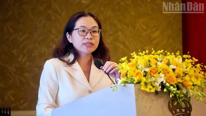 Phó Giáo sư, Tiến sĩ, bác sĩ Huỳnh Thị Vũ Quỳnh, Trưởng khoa Thận-Nội tiết, Bệnh viện Nhi đồng 2 phát biểu.