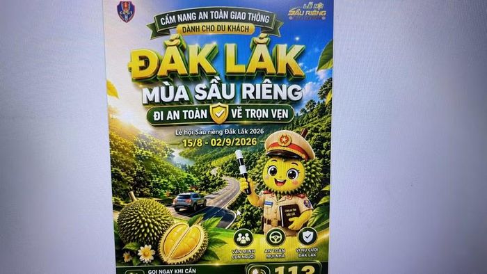 Cẩm nang an toàn giao thông dành cho du khách trong mùa sầu riêng.