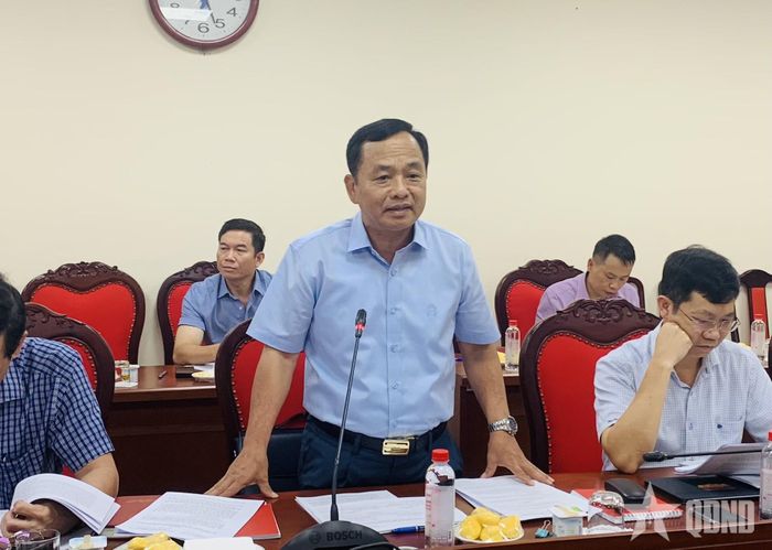 Thiếu tướng Nguyễn Ngọc Hà, Phó chủ nhiệm Ủy ban Quốc phòng, An ninh và Đối ngoại của Quốc hội phát biểu tại hội nghị. 