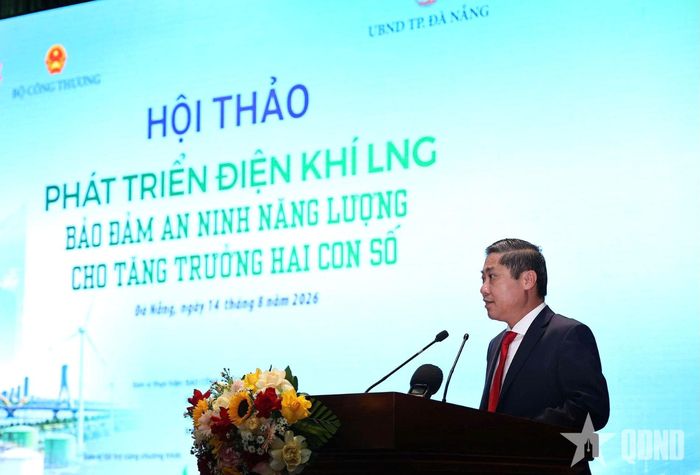 Đồng chí Phan Thái Bình, Phó chủ tịch UBND TP Đà Nẵng phát biểu tại hội thảo.