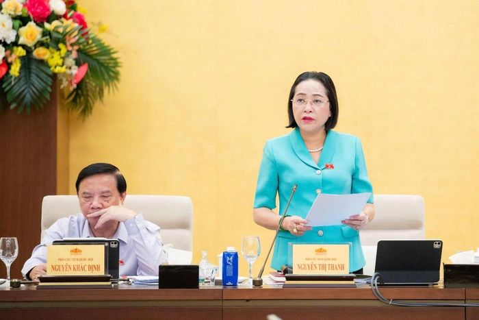 Phó chủ tịch Quốc hội Nguyễn Thị Thanh điều hành nội dung tại phiên họp.