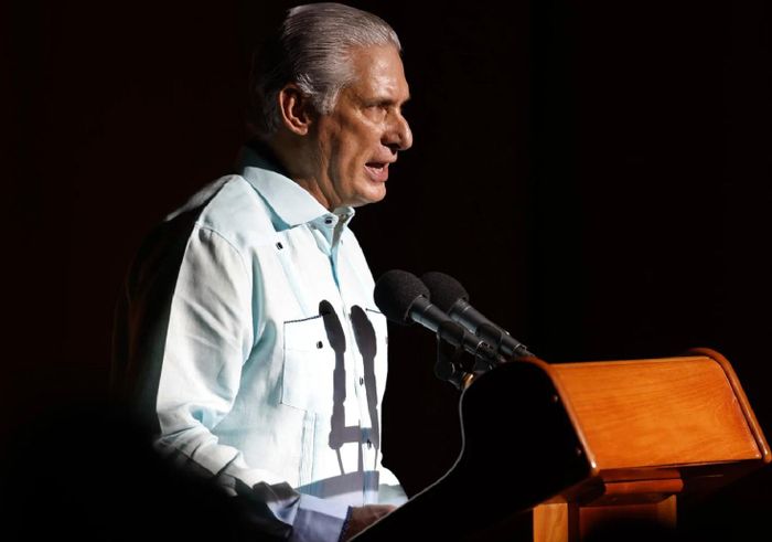 Bí thư thứ Nhất Đảng Cộng sản Cuba, Chủ tịch nước Cuba Miguel Díaz-Canel tại buổi lễ kỷ niệm tại La Habana. Ảnh: EFE 
