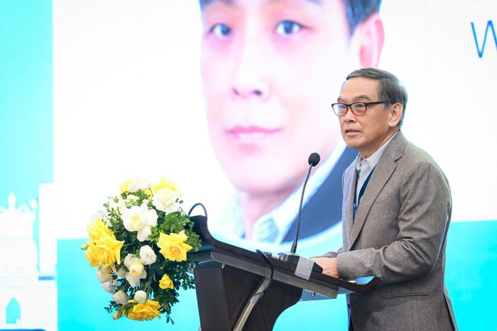  Ông Lee Kah Whye, Giám đốc khu vực châu Á của WAN-IFRA phát biểu tại diễn đàn. Ảnh: TIẾN CƯỜNG 