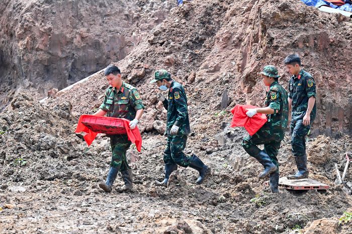  Các hài cốt liệt sĩ được tìm thấy tại Công viên Lê Thị Riêng 