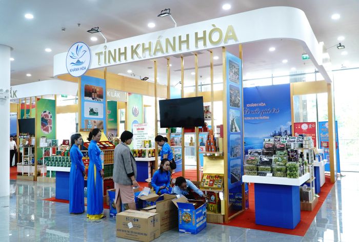  Sự kiện thu hút nhiều gian hàng sản phẩm OCOP tiêu biểu 