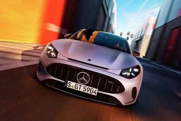 Mercedes-Benz cho biết AMG GT 53 4-Door Coupé đã được bàn giao cho khách hàng từ tháng 8/2026 với giá khởi điểm 115.430 Euro (khoảng 3,47 tỷ đồng). Trong khi đó, các thị trường tay lái nghịch dự kiến sẽ nhận xe vào cuối năm nay.