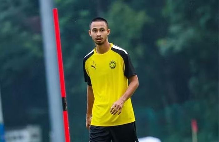 Wan Kuzain Wan Kamal không dự trận bán kết ASEAN Cup với tuyển Việt Nam.