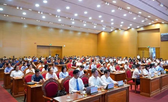 Các đại biểu tham dự Hội thảo.