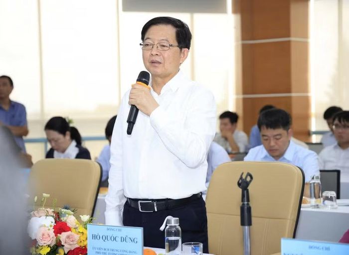 Phó Thủ tướng Chính phủ Hồ Quốc Dũng kết luận buổi làm việc.