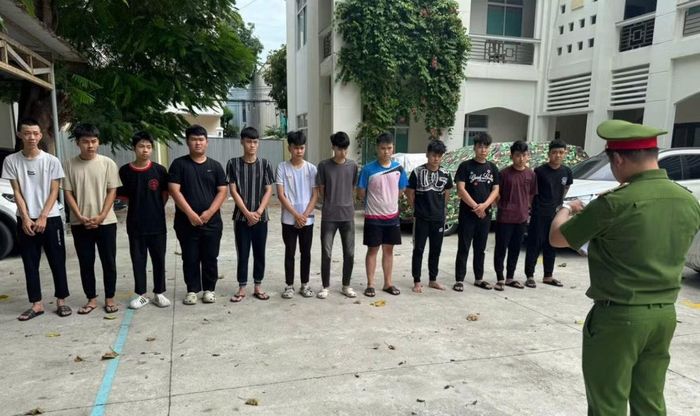 Nhóm đối tượng liên quan vụ án.