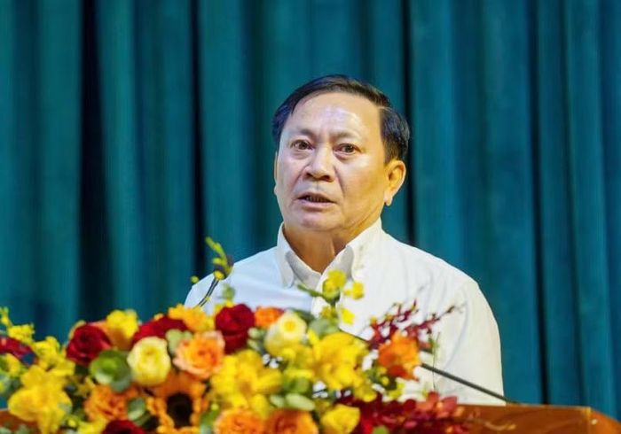 Ông Phạm Văn Binh chia sẻ tại hội thảo.