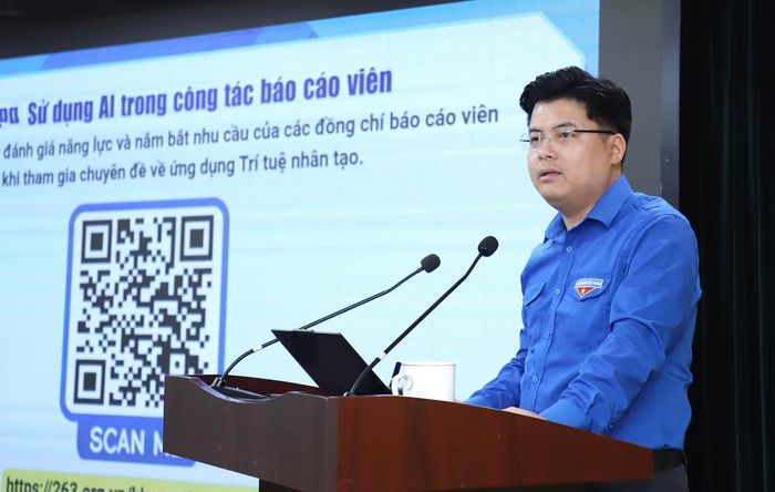 Anh Hoàng Thái Nam trao đổi tại chương trình. Ảnh: Lâm Đăng Hải