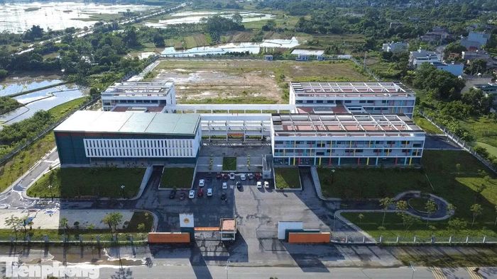 Toàn cảnh trường THPT chuyên Tuyên Quang, nơi diễn ra điểm thi lại.