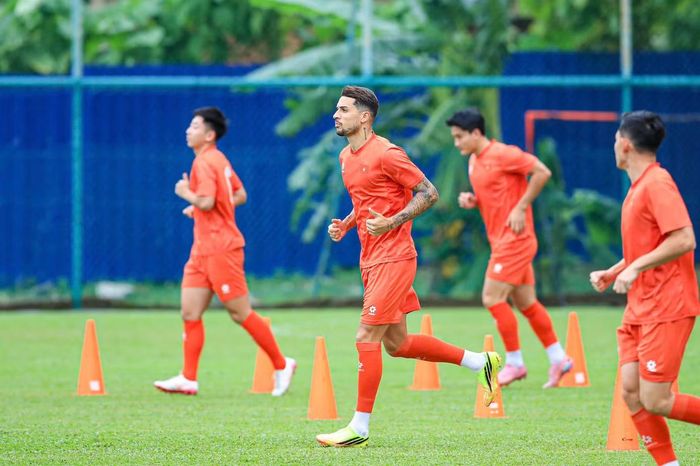 Sau trận lượt đi tại Kuala Lumpur ngày 16/8 tới, đội tuyển Việt Nam sẽ trở về sân nhà để tiếp Malaysia trong trận lượt đi tại Mỹ Đình, diễn ra ngày 19/8. Phía trước, thầy trò HLV Kim Sang-sik đang đứng trước cơ hội lớn để thêm 1 lần nữa giành quyền vào chung kết giải đấu lớn nhất khu vực Đông Nam Á.