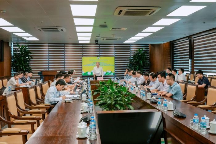 Toàn cảnh buổi làm việc.