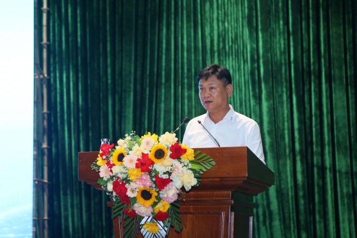 Ông Lê Bá Quý - Giám đốc Chi nhánh Tổng Công ty Điện lực Dầu Khí Việt Nam - Ban Quản lý dự án Điện phát biểu tại hội thảo.