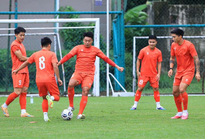 Tuyển Việt Nam bất bại ở vòng bảng và có lịch sử đối đầu áp đảo Malaysia.