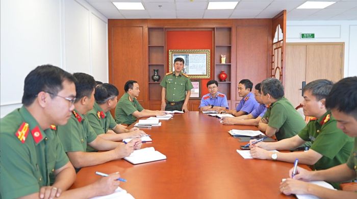 Công an tỉnh Quảng Ninh họp Ban chuyên án bóc gõ đường dây lừa đảo, mua bán dữ liệu và rửa tiền trên không gian mạng