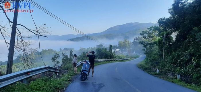  Chợ phiên và các hoạt động liên quan được tổ chức trên đỉnh đèo Khánh Sơn- điểm săn mây lý thú tại Khánh Hòa. Ảnh: NH.