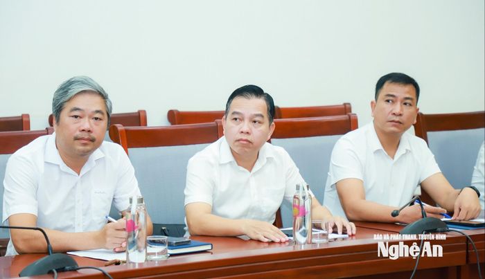Các đại biểu dự hội nghị tại điểm cầu UBND tỉnh Nghệ An. Ảnh: Thành Duy