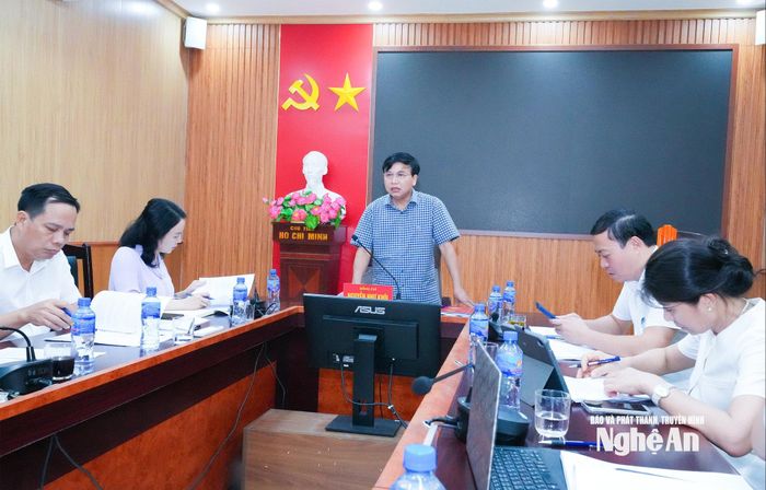 Quang cảnh cuộc làm việc. Ảnh: Mai Hoa