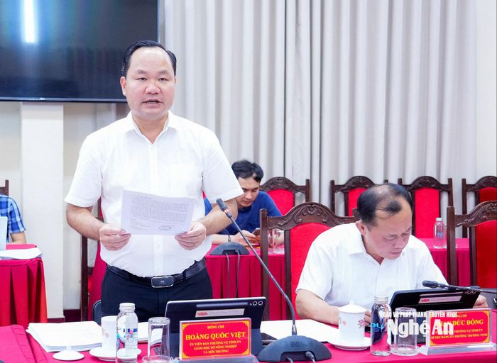 Đồng chí Hoàng Quốc Việt - Giám đốc Sở Nông nghiệp và Môi trường phát biểu. Ảnh: Phạm Bằng