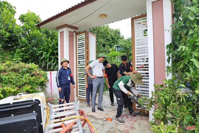 Việc triển khai cưỡng chế được thực hiện theo đúng trình tự, thủ tục quy định của pháp luật để bàn giao mặt bằng cho chủ đầu tư thực hiện dự án.