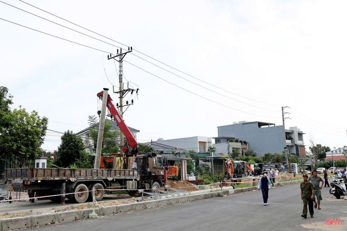 Khu vực cưỡng chế từ Km0+640 đến Km0+692, phía trái tuyến đường thuộc Dự án Hạ tầng Khu du lịch biển Xuân Thành - vị trí hộ ông Dương Sơn (thôn Minh Khai).