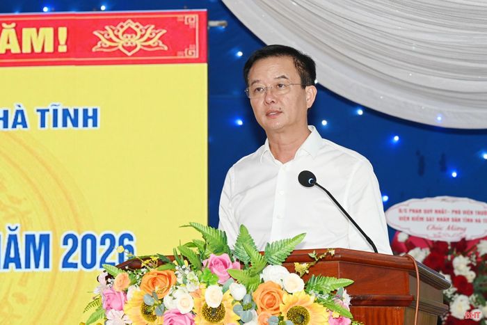 Đồng chí Trần Báu Hà - Phó Chủ tịch Thường trực UBND tỉnh phát biểu tại ngày hội.