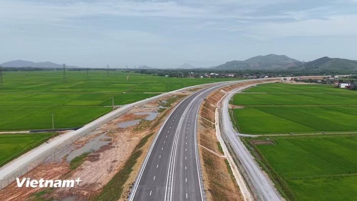 Một dự án cao tốc được hoàn thành và đưa vào khai thác. (Ảnh: Việt Hùng/Vietnam+)