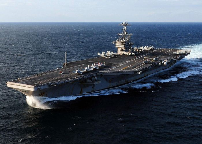 Tàu sân bay USS George Washington. Ảnh: Wikimedia Commons
