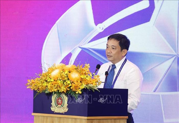 Ông Nguyễn Minh Hùng, Phó phòng Quản lý thương mại, Sở Công Thương TP. Hồ Chí Minh phát biểu ra mắt Câu lạc bộ Niềm tin số TP. Hồ Chí Minh. Ảnh: Hồng Đạt/TTXVN