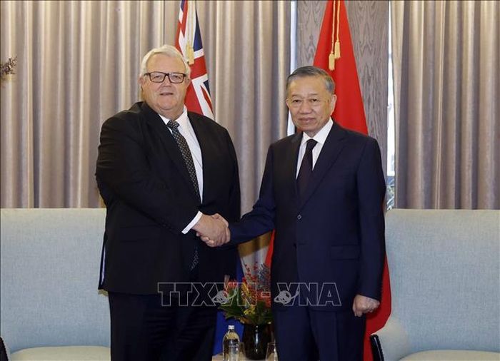 Tổng Bí thư, Chủ tịch nước Tô Lâm tiếp ông Craig Bradshaw, Giám đốc điều hành Công ty EQ Resources Limited (Australia). Ảnh: Thống Nhất/TTXVN