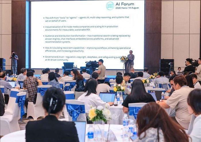 Ông Lee Kah Whye - Giám đốc khu vực Châu Á Hiệp hội các nhà xuất bản tin tức Thế giới (WAN-IFRA) phát biểu. Ảnh: Hoàng Hiếu/TTXVN