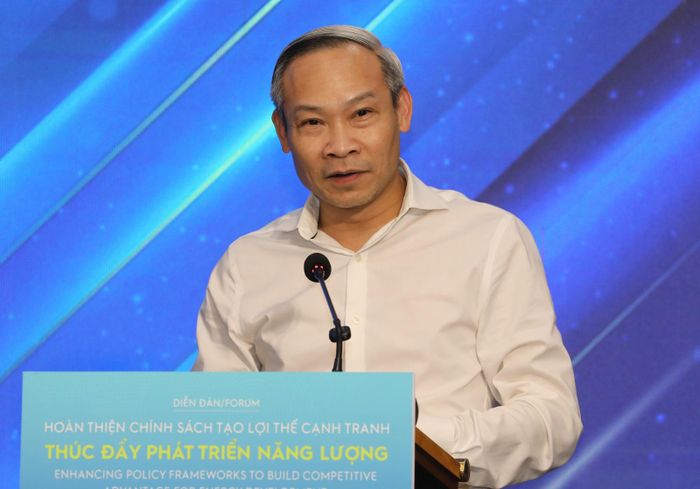 Ông Phan Đức Hiếu, Ủy viên thường trực Ủy ban Kinh tế của Quốc hội